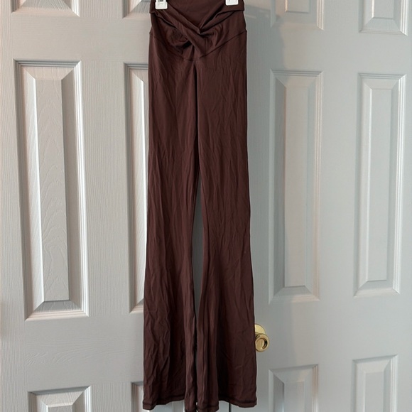 aerie Pants - Offline by Aerie Real Me Flare hi-rise short inseam brown XS